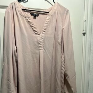 Zac & Rachel Light Pink V-Neck Blouse
